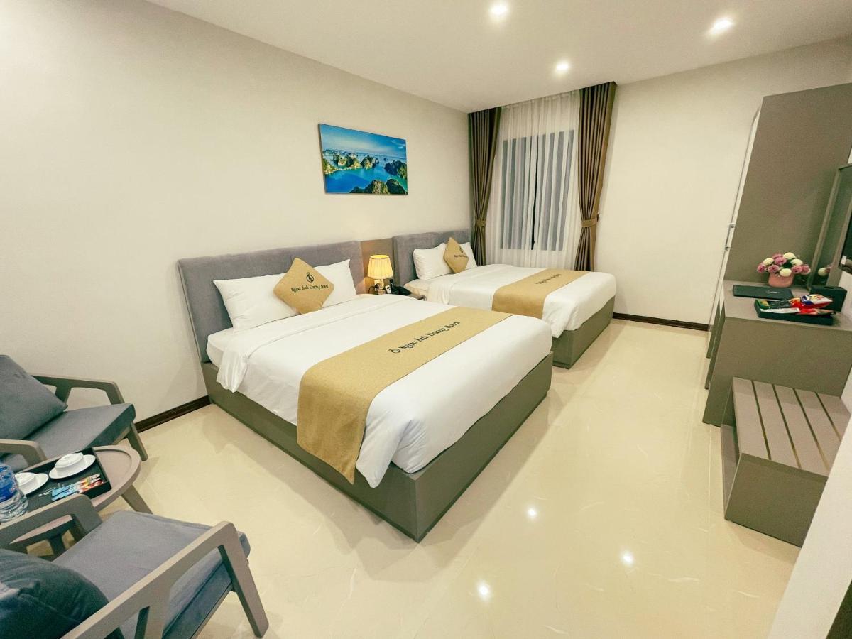 Ngọc Ánh Dương Hotel Ha Long Esterno foto