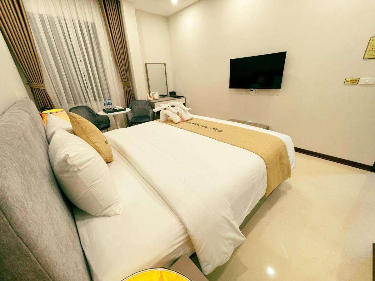 Ngọc Ánh Dương Hotel Ha Long Esterno foto